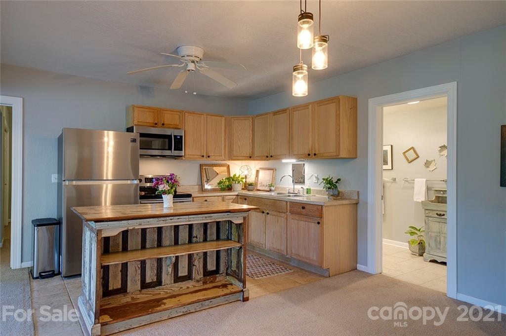 431 Silver Fox Lane Pisgah Forest NC 28768