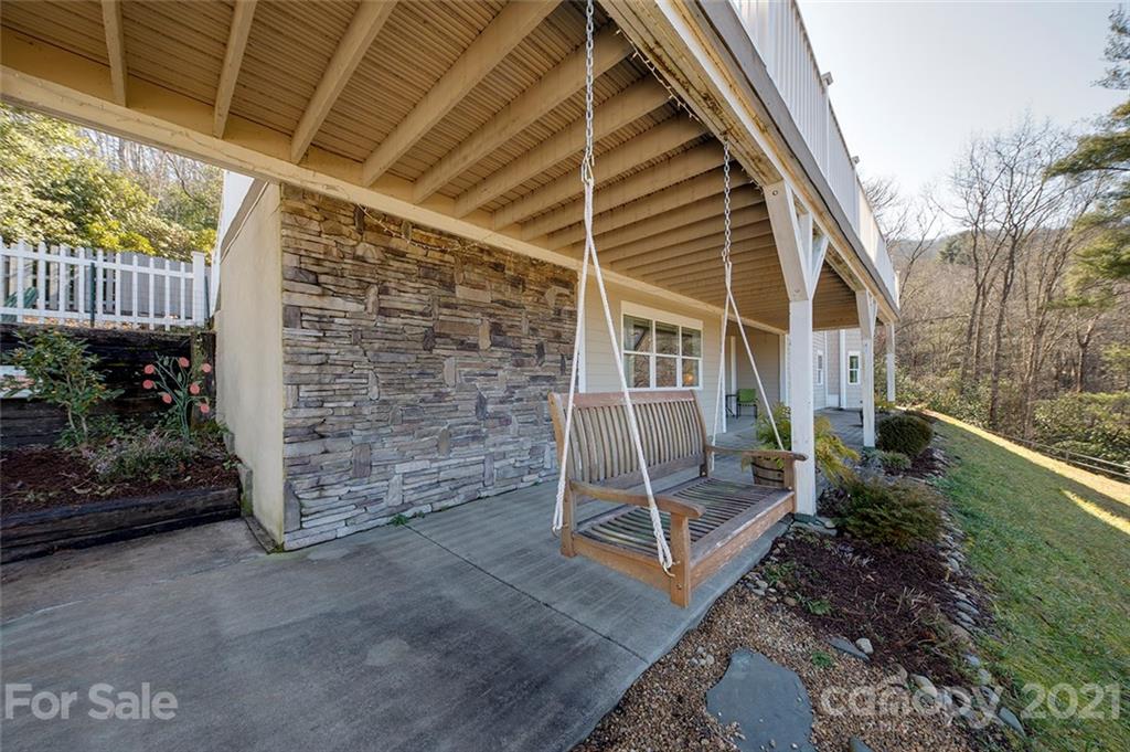 431 Silver Fox Lane Pisgah Forest NC 28768