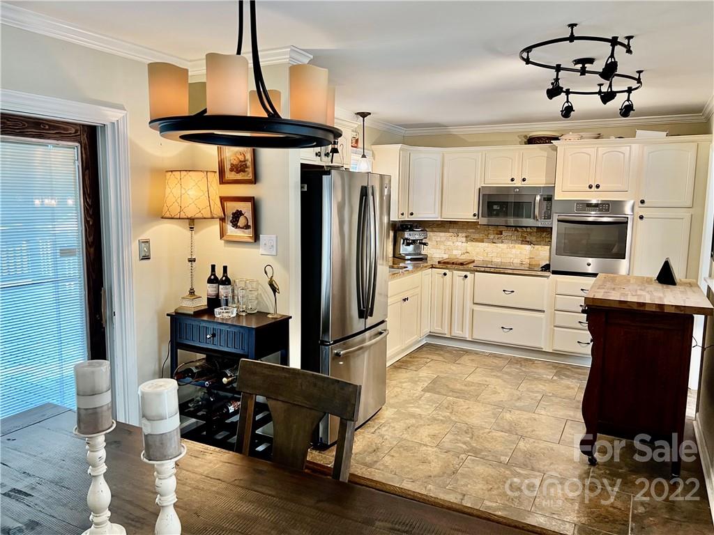 4001 Ashton Drive Charlotte NC 28210