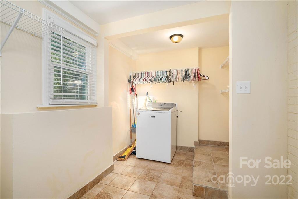615 E Sycamore Street Lincolnton NC 28092