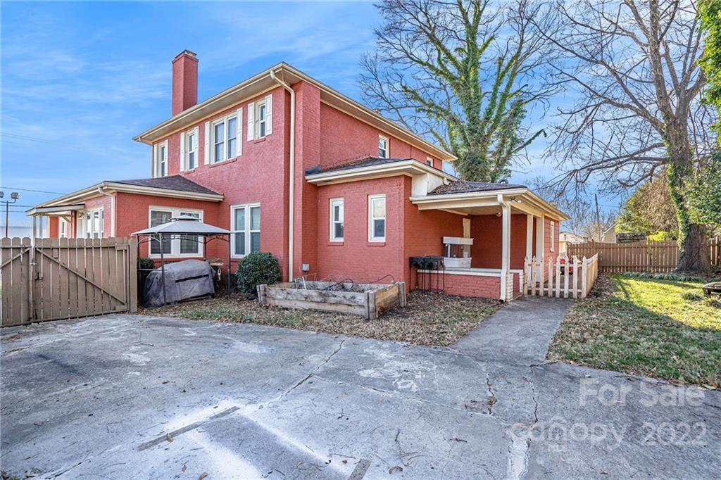 615 E Sycamore Street Lincolnton NC 28092