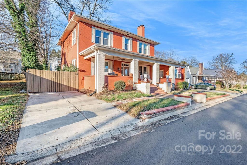 615 E Sycamore Street Lincolnton NC 28092