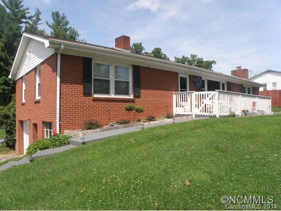 112 Liberty Road Candler NC 28715