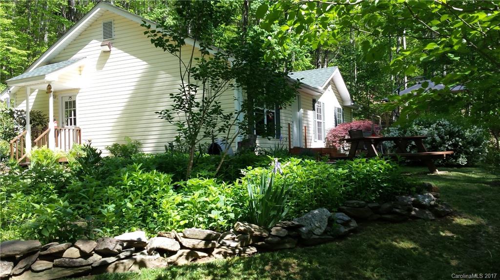 75 Bear Trail Fairview NC 28730