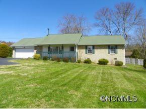 16 Cameron Drive Etowah NC 28729