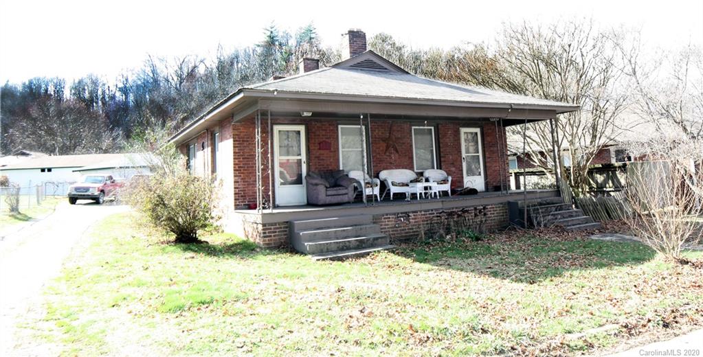 112 Powell Street Swannanoa NC 28778