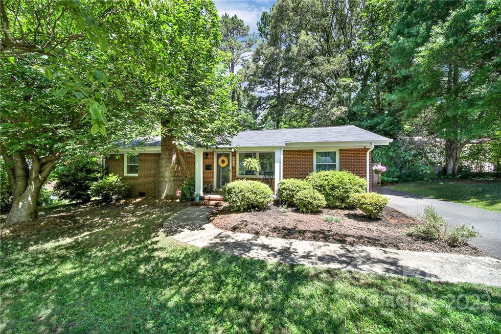 4409 Ivanhoe Place Charlotte NC 28205