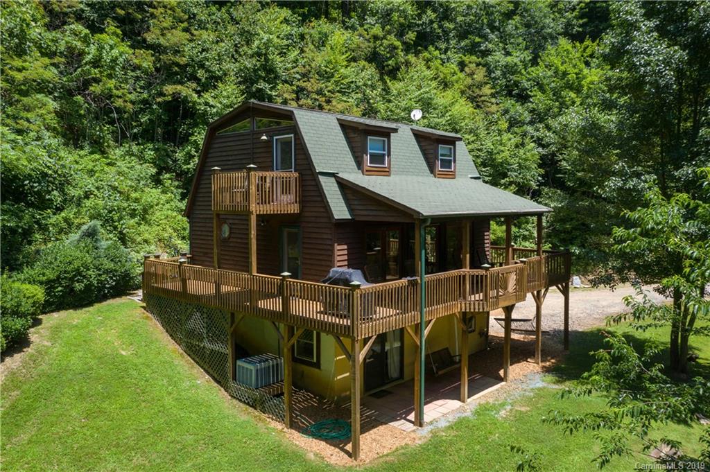 225 Cherry Berry Drive Waynesville NC 28785