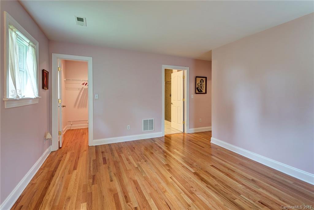 4 Rhoda Court Weaverville NC 28787