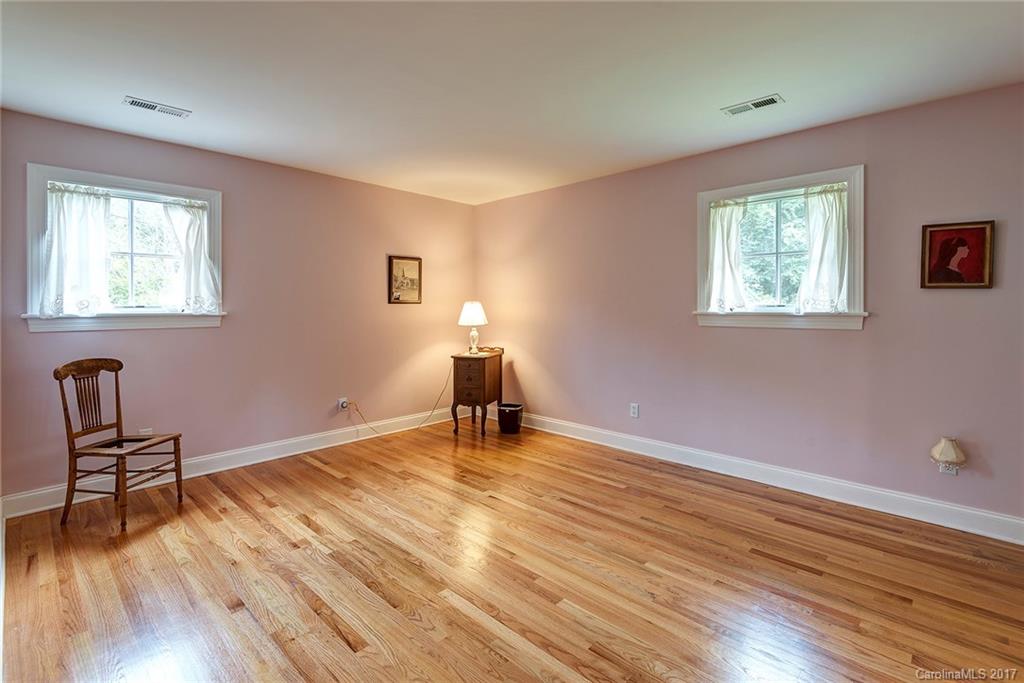 4 Rhoda Court Weaverville NC 28787