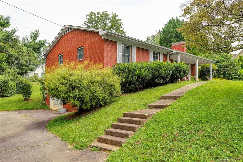 4 Rhoda Court Weaverville NC 28787