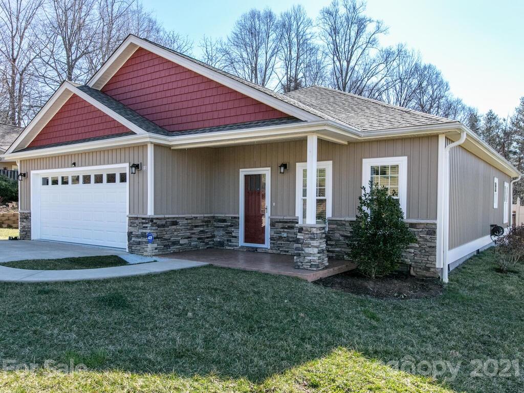 11 Bee Tree Village Parkway Swannanoa NC 28778