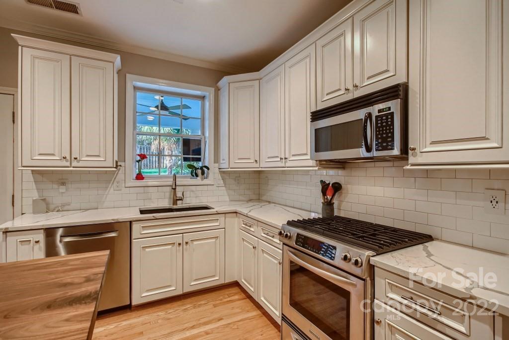 2107 Sablewood Drive Charlotte NC 28205