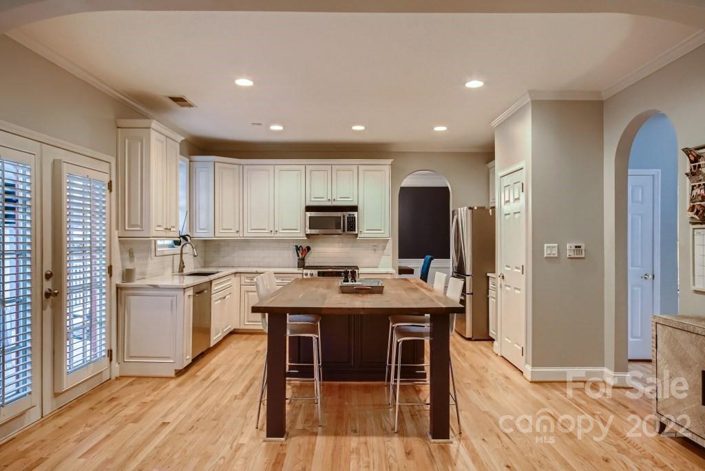 2107 Sablewood Drive Charlotte NC 28205