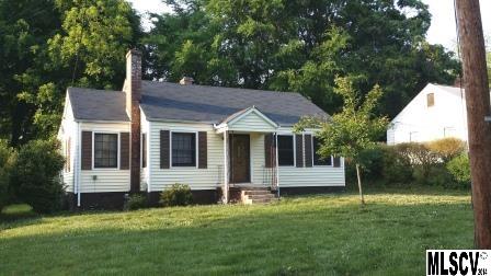 210 W 9th Street Newton NC 28658