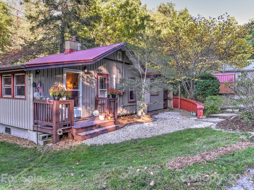 128 Spooks Branch Road Asheville NC 28804