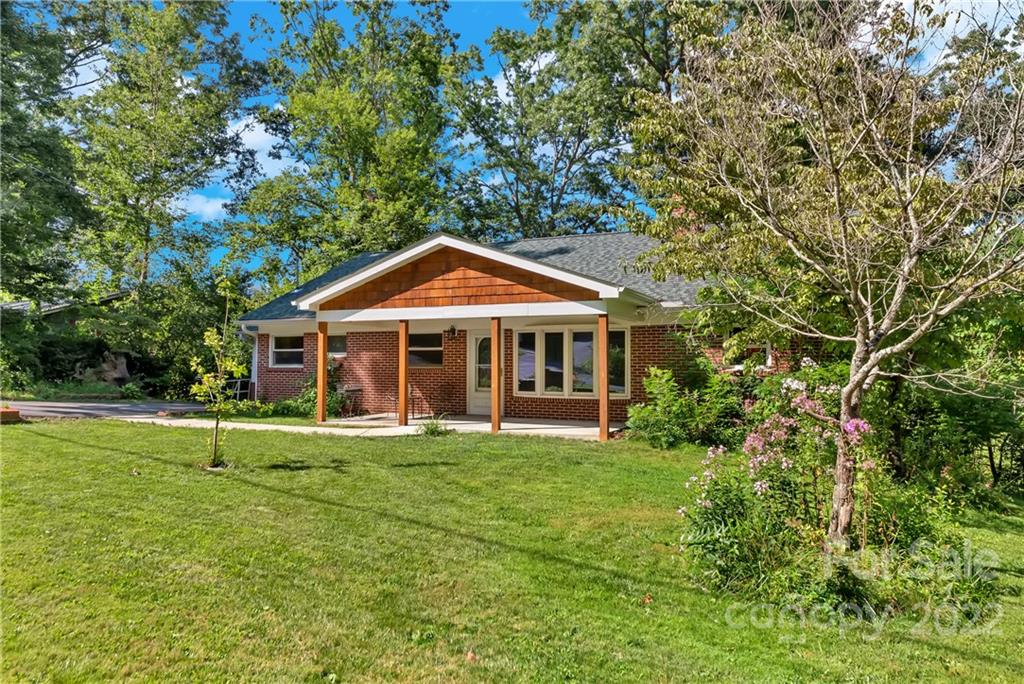 106 Fairway Drive, Black Mountain NC MLS Car3888680 Greybeard Realty