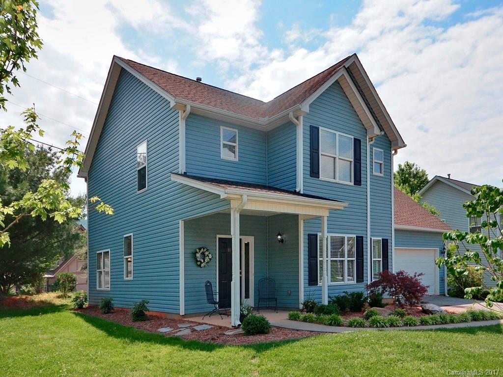 11 Scottish Circle Asheville NC 28803