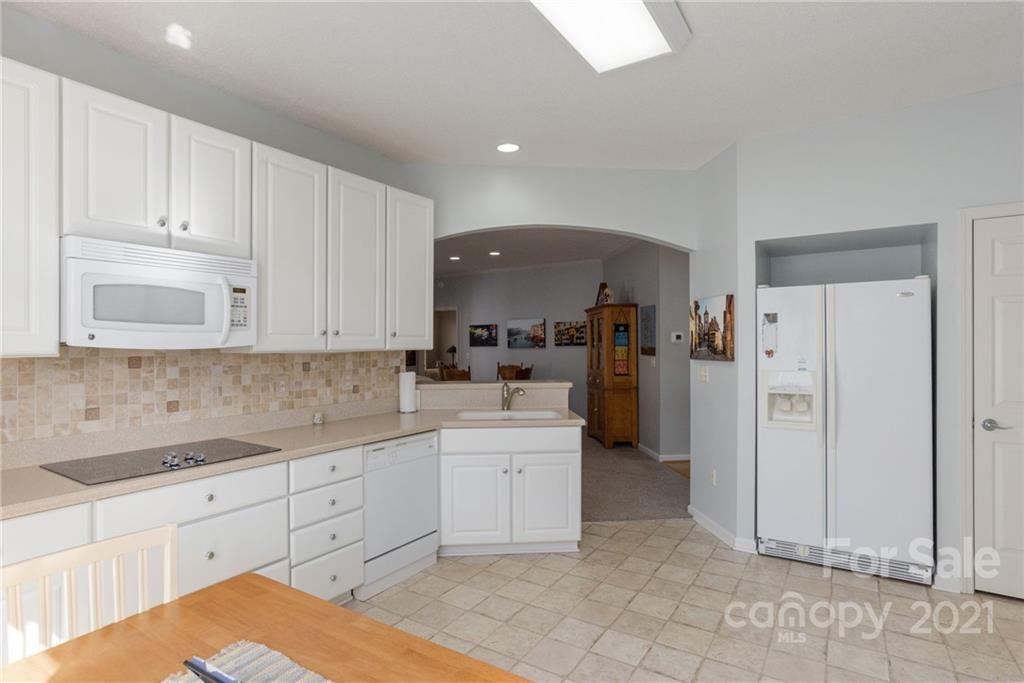 47 Canterbury Trace Brevard NC 28712