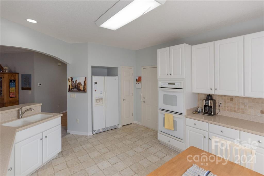 47 Canterbury Trace Brevard NC 28712