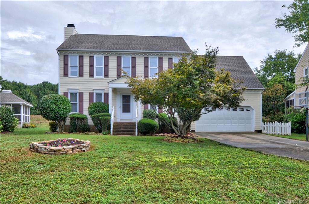 9525 Saddle Run Trail Charlotte NC 28269