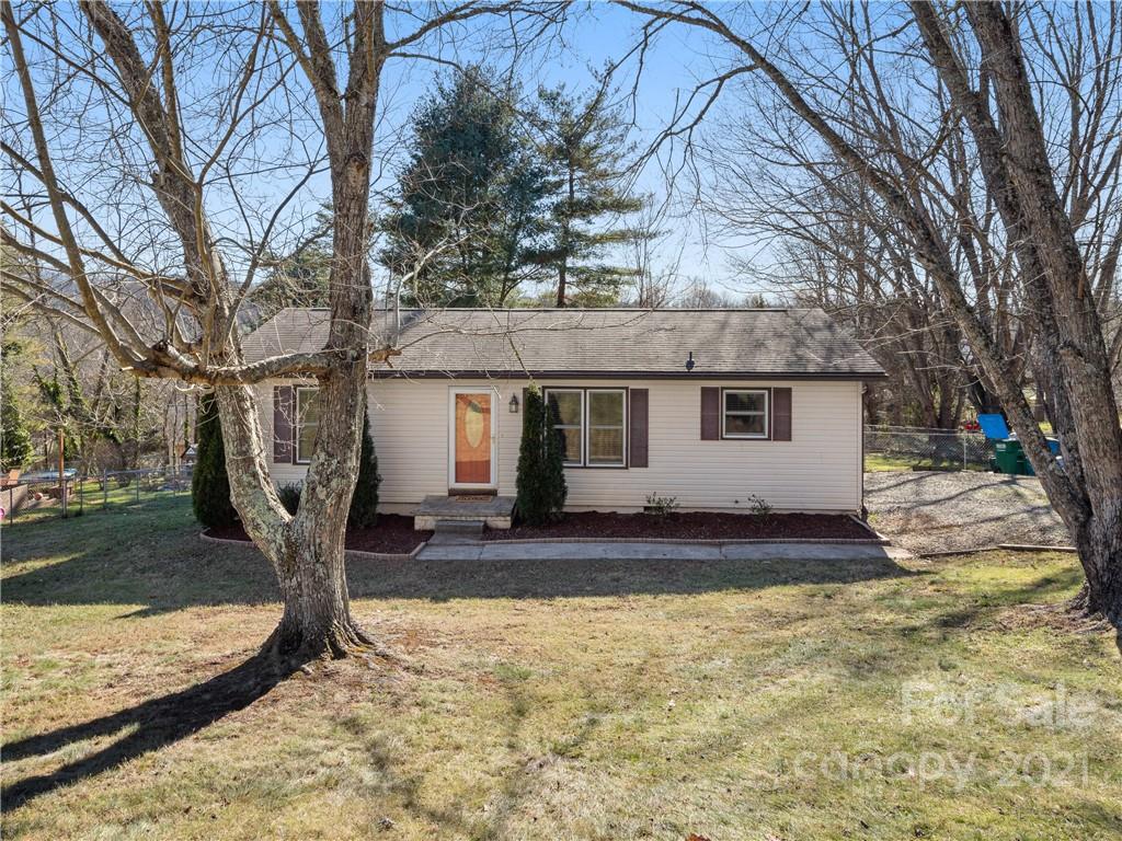 5 Pine Ridge Drive Fairview NC 28730