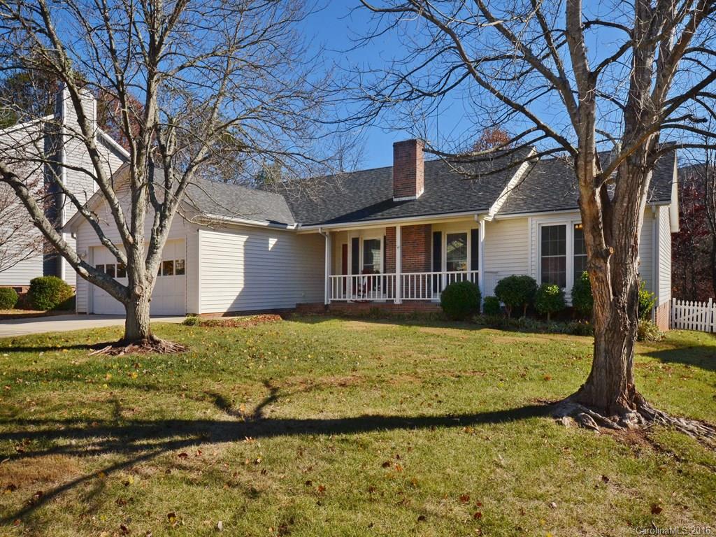 4 Westminster Drive Asheville NC 28804