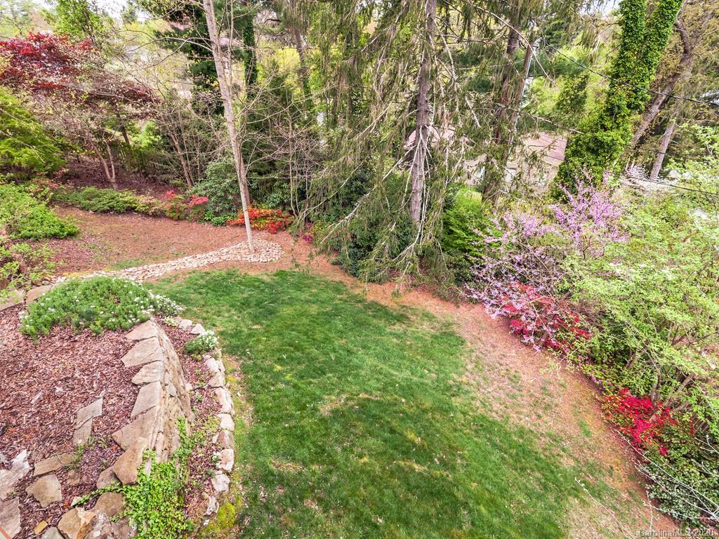 16 Baird Lane Asheville NC 28804