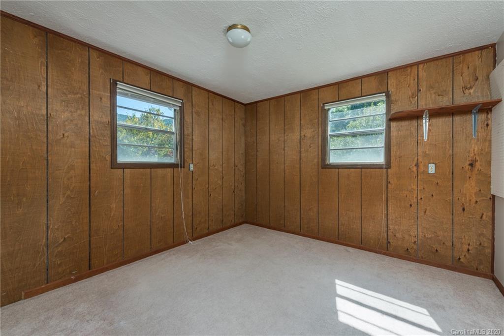 708 Christian Creek Road Swannanoa NC 28778