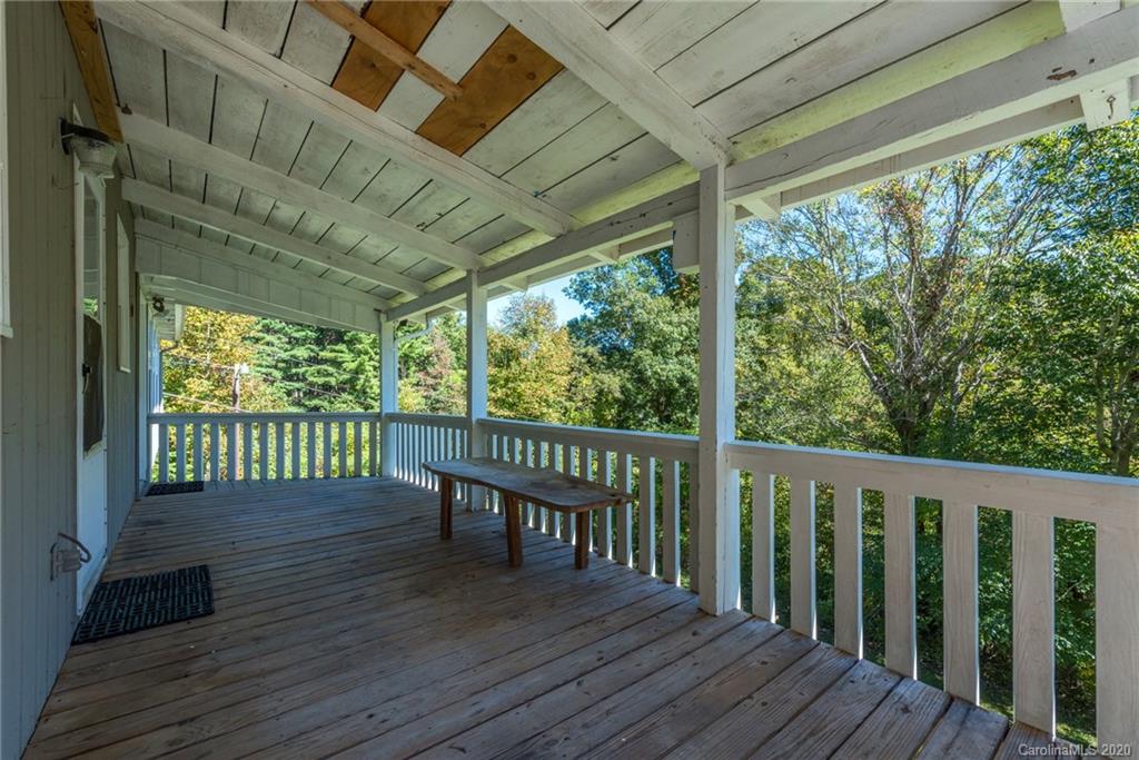708 Christian Creek Road Swannanoa NC 28778