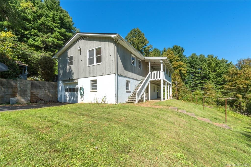 708 Christian Creek Road Swannanoa NC 28778