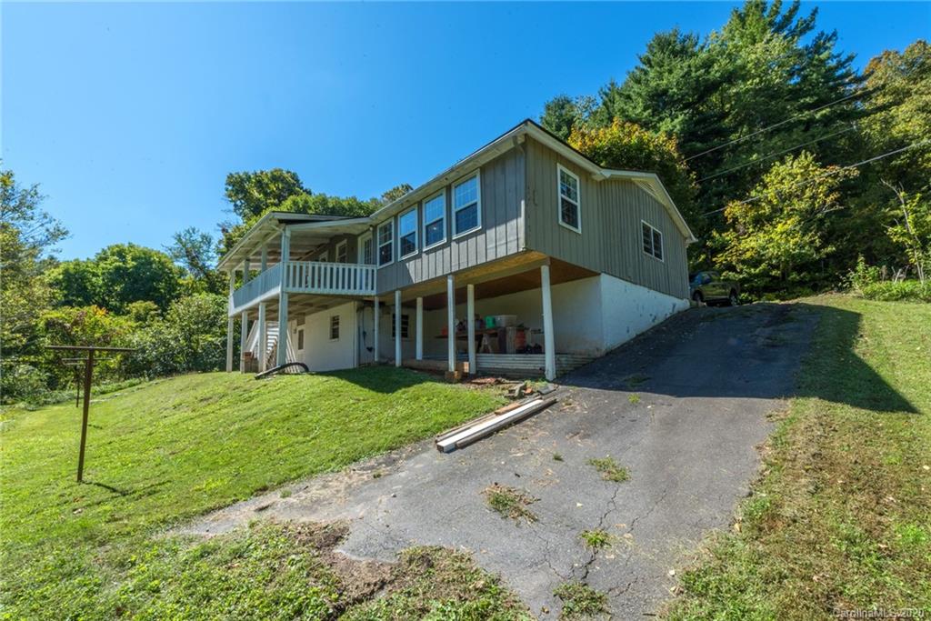 708 Christian Creek Road Swannanoa NC 28778