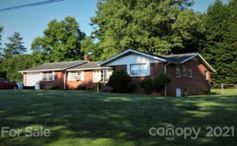 2431 17th Street NE Hickory NC 28601