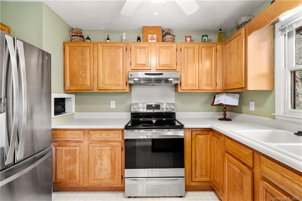 1496 Crymes Cove Road Waynesville NC 28786