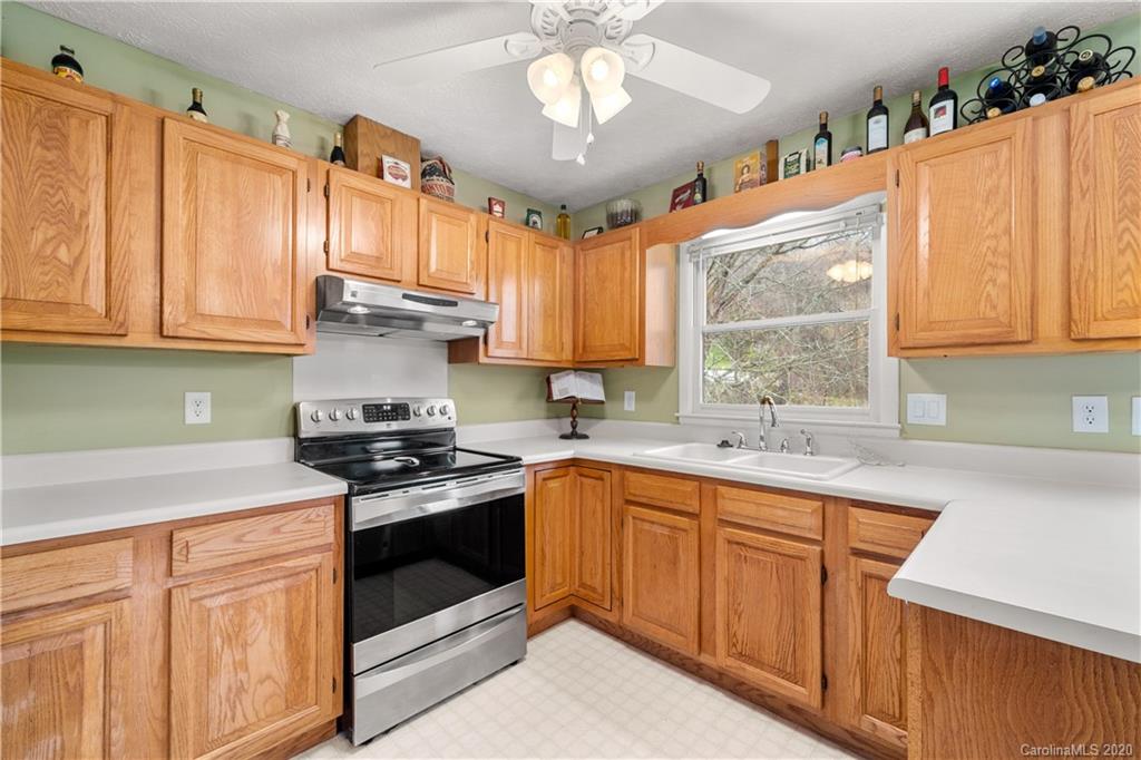 1496 Crymes Cove Road Waynesville NC 28786