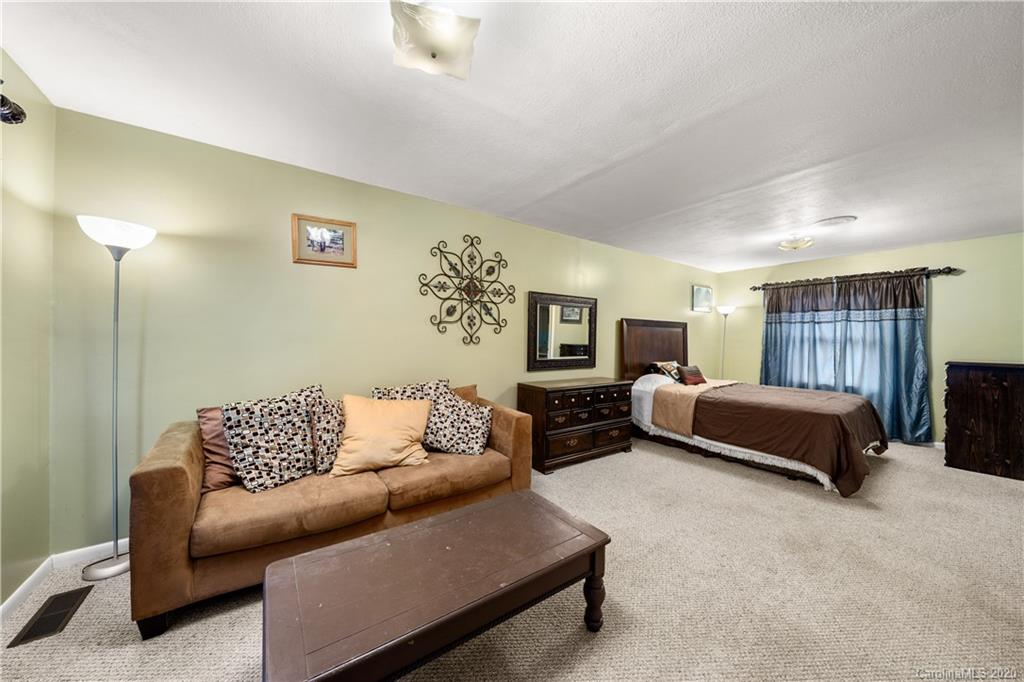 1496 Crymes Cove Road Waynesville NC 28786