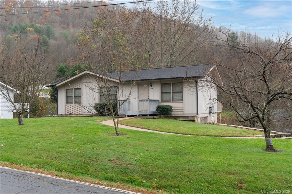 1496 Crymes Cove Road Waynesville NC 28786
