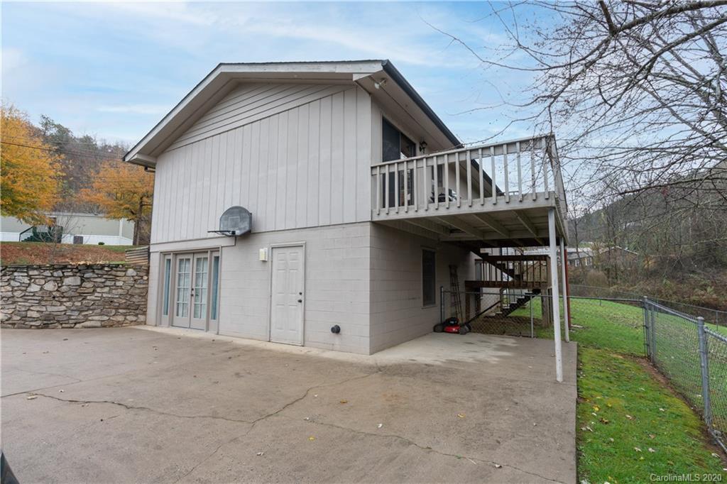 1496 Crymes Cove Road Waynesville NC 28786