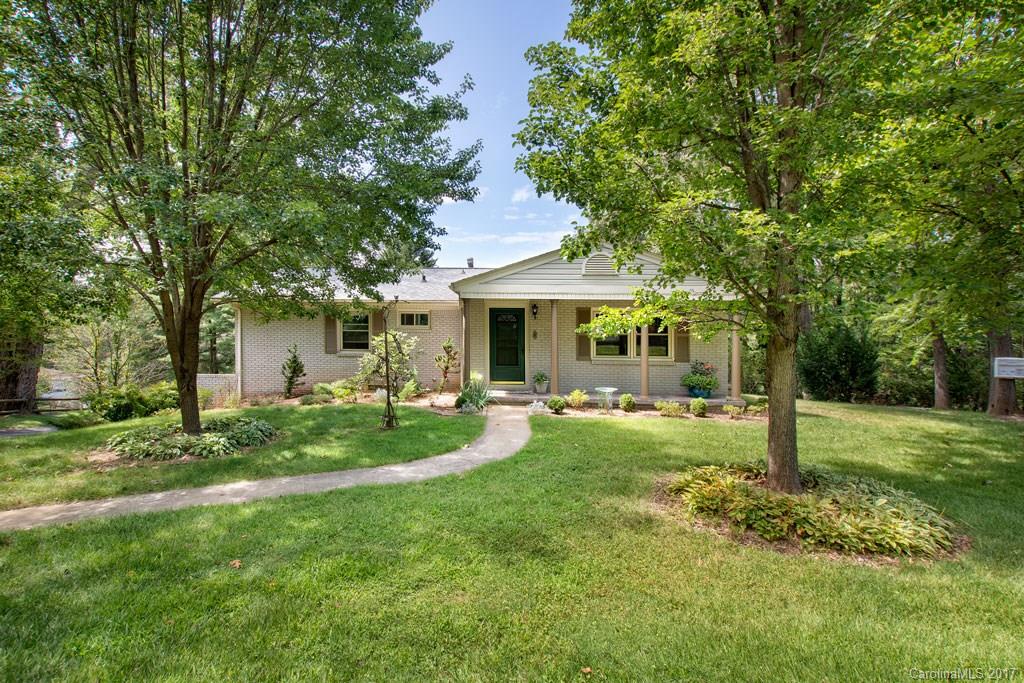 8 Rolling View Drive Asheville NC 28805