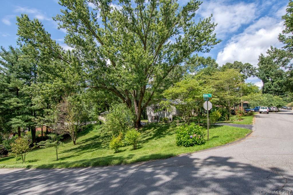 8 Rolling View Drive Asheville NC 28805