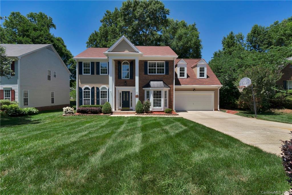 7036 Scuppernong Court Charlotte NC 28215