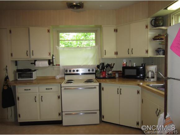 103 Aurora Drive Asheville NC 28805