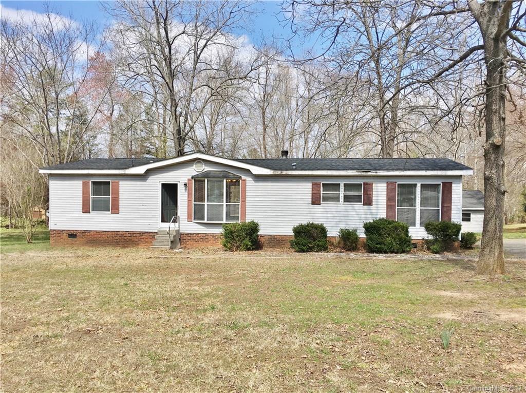 1813 Stanley Lucia Road Mount Holly NC 28120
