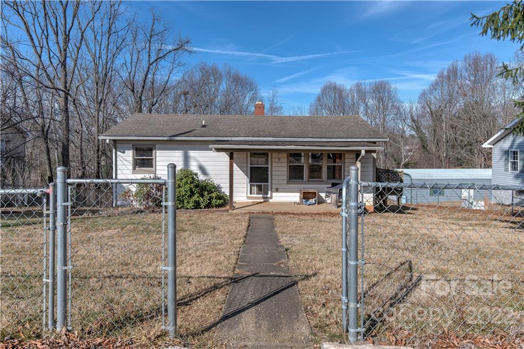 9 Cypress Drive Asheville NC 28803