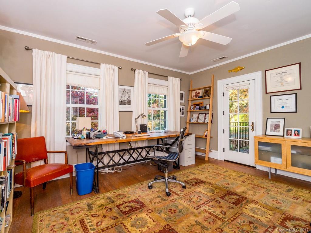 35 Oak Lane Asheville NC 28801