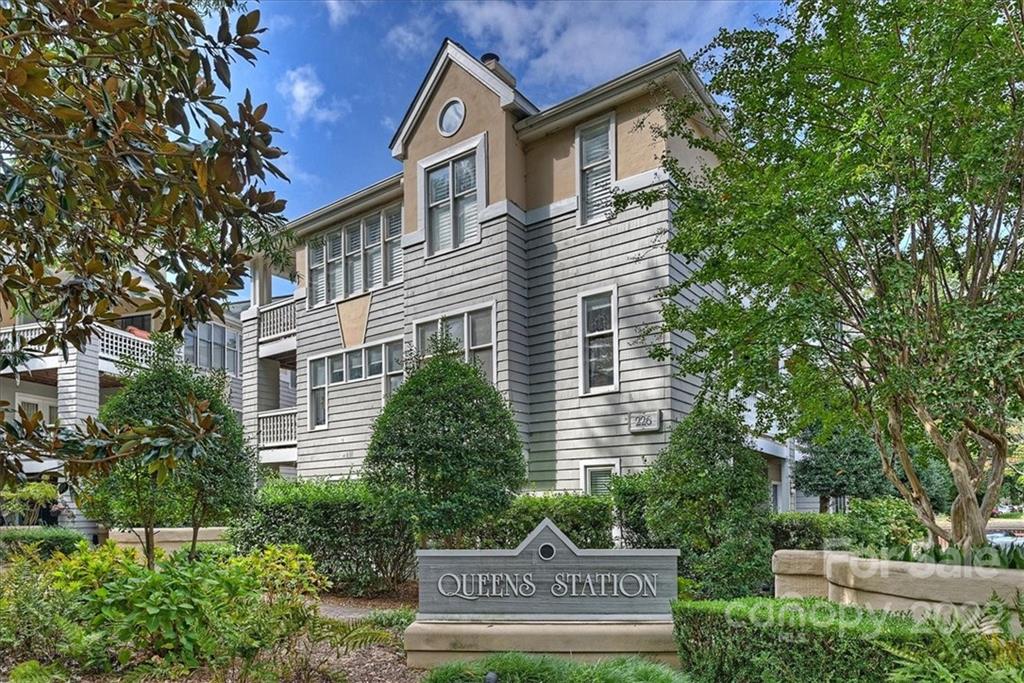 Mecklenburg County, Charlotte, NC Car3913490 Cottingham Chalk