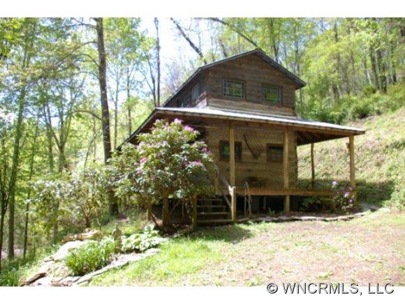 712 Deacon Road Burnsville NC 28714