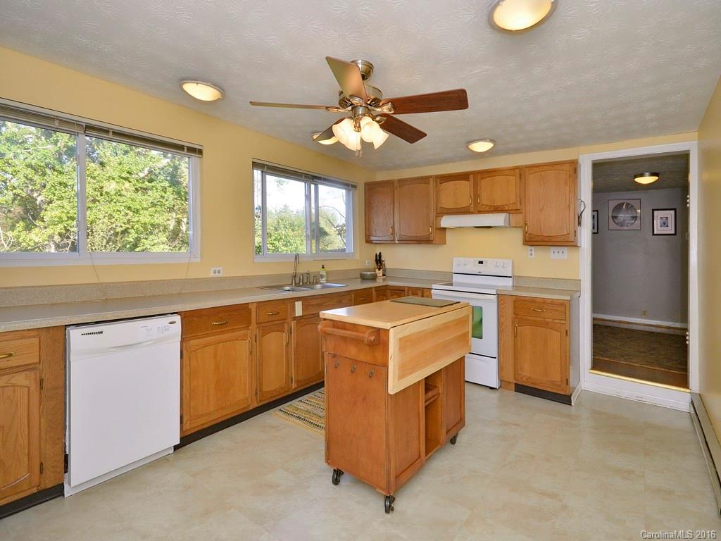 103 Old Lime Kiln Road Arden NC 28704