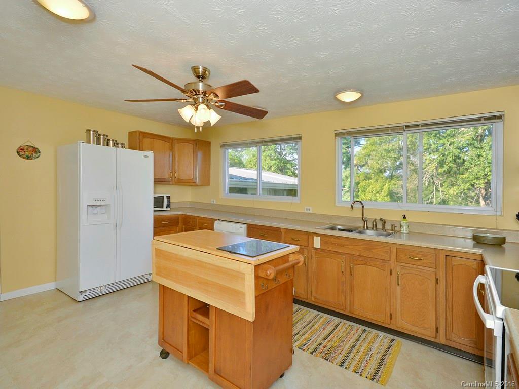103 Old Lime Kiln Road Arden NC 28704