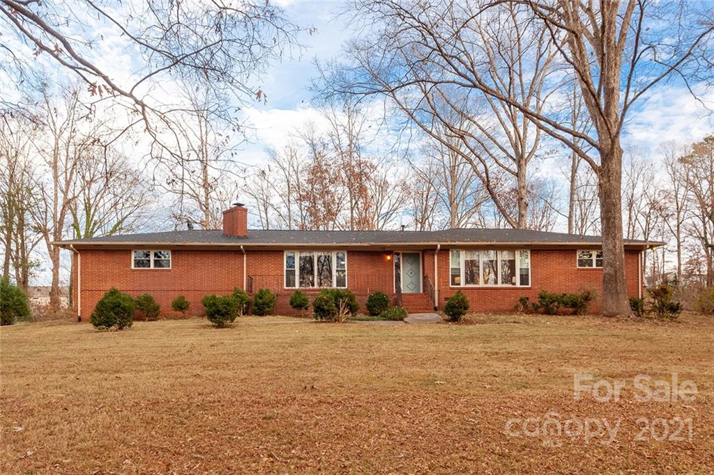 11033 East Lake Road Charlotte NC 28215
